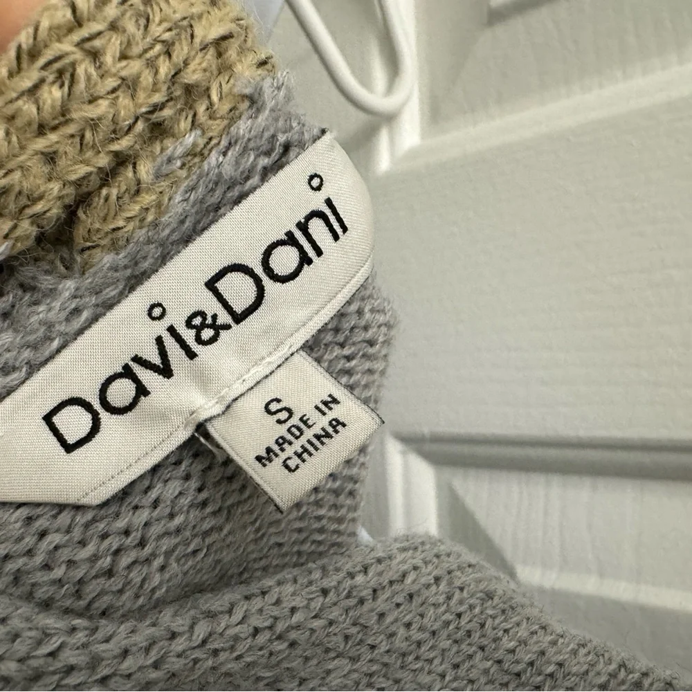 Davi & Dani Think Color Block 3/4 Length Sleeve Cardigan S Small